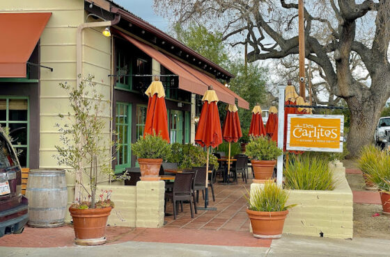 Dos Carlitos Restaurant & Tequila Bar